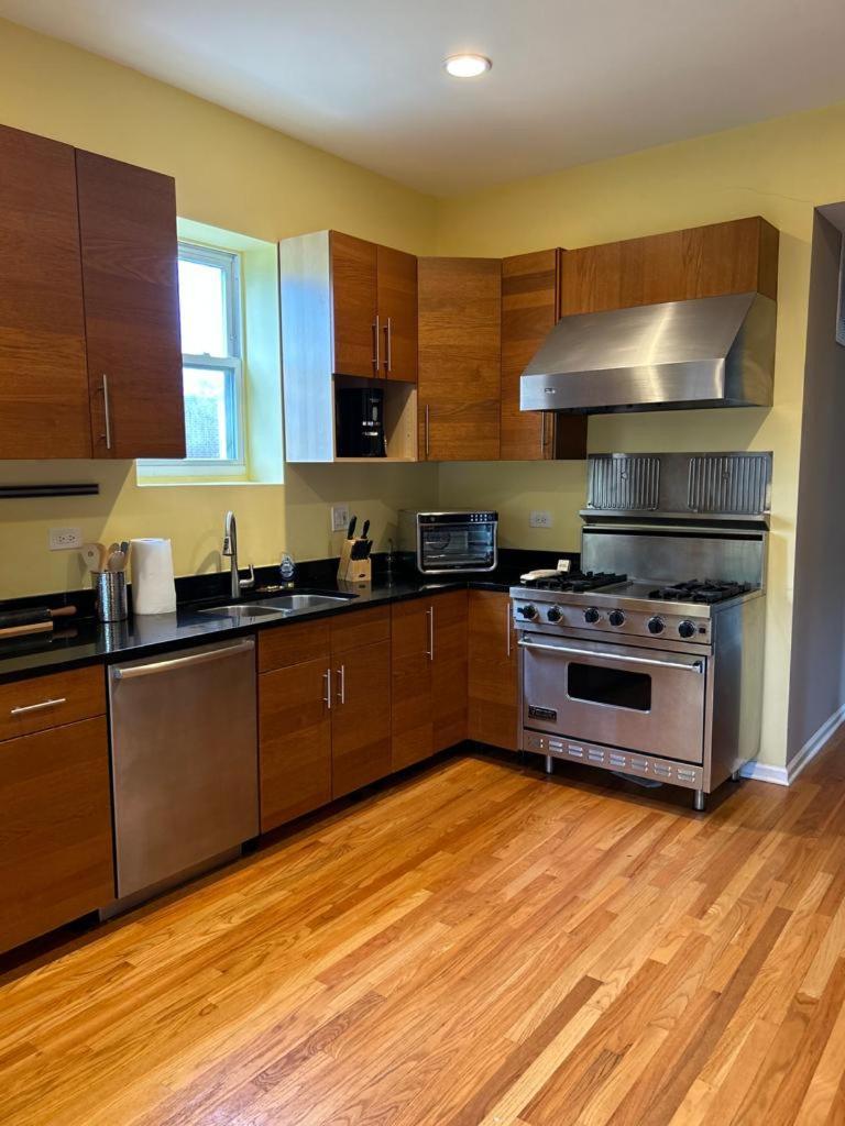 شقة Gorgeous North Kenwood Hyde Park Unit شيكاغو المظهر الخارجي الصورة